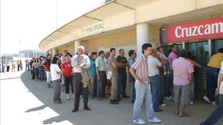 Las entradas para el partido del domingo ante el filial nazarí, a la venta desde hoy