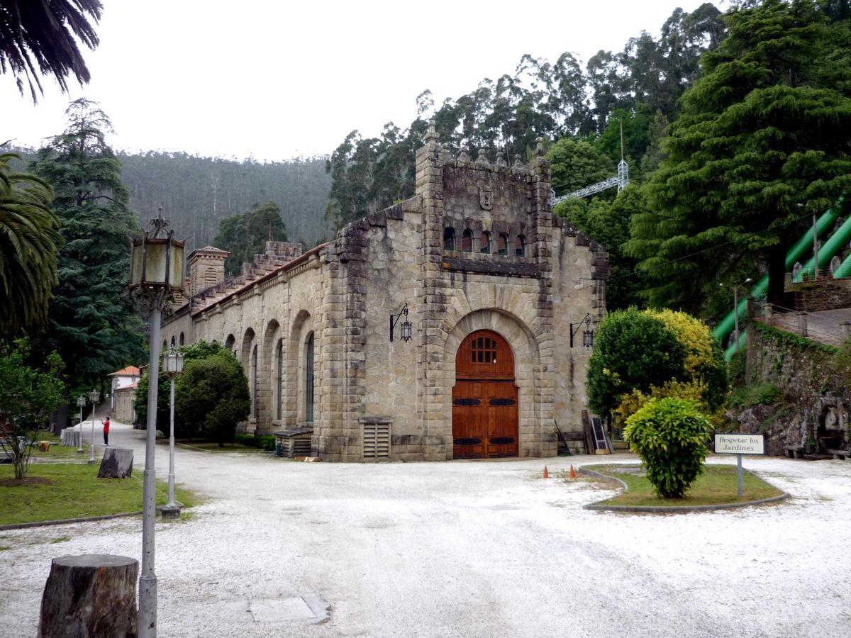 El edificio de la Central Eléctrica do Tambre, en Noia, diseñado por Antonio Palacios