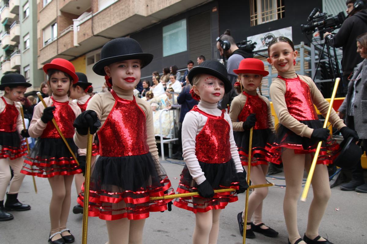 Las mejores imágenes de la Cabalgata del Ninot Infantil de Burriana 2026