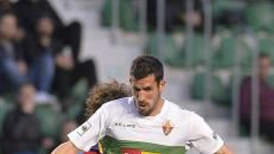 Tekio, durante el partido Elche-Llagostera.