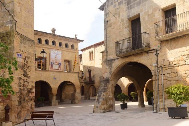 Plaza de la Iglesia en Horta de Sant Joan