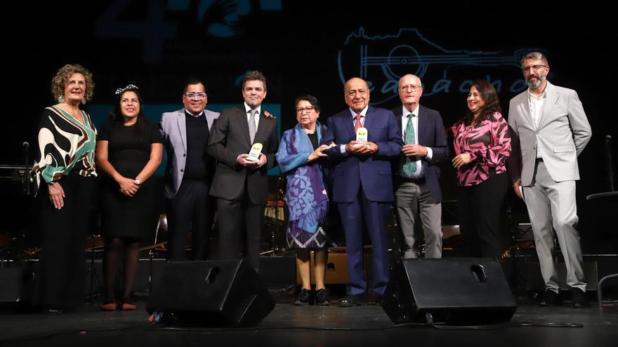 Diario CÓRDOBA recibe el premio Km 0 de la Fundación Emet Arco Iris
