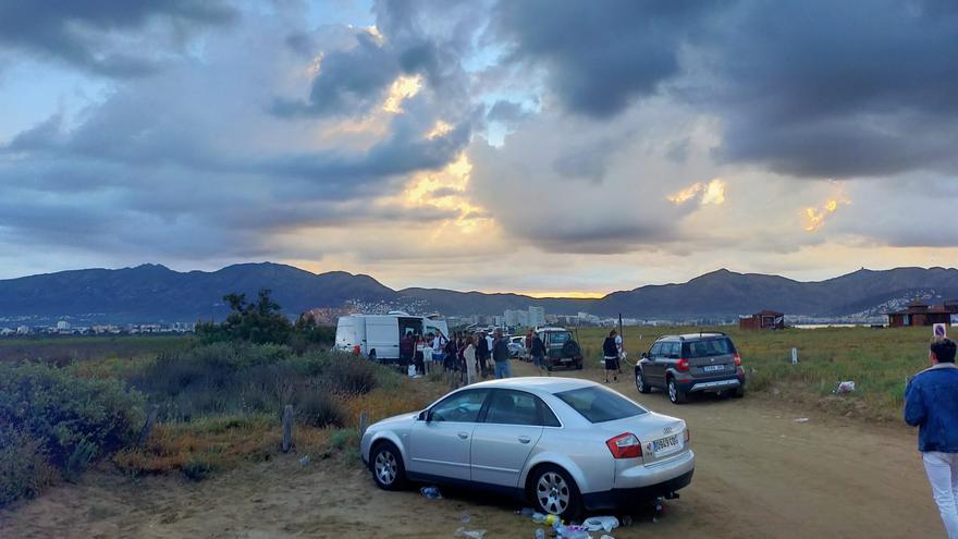 Castelló intenta protegir de la massificació una platja del Parc dels Aiguamolls