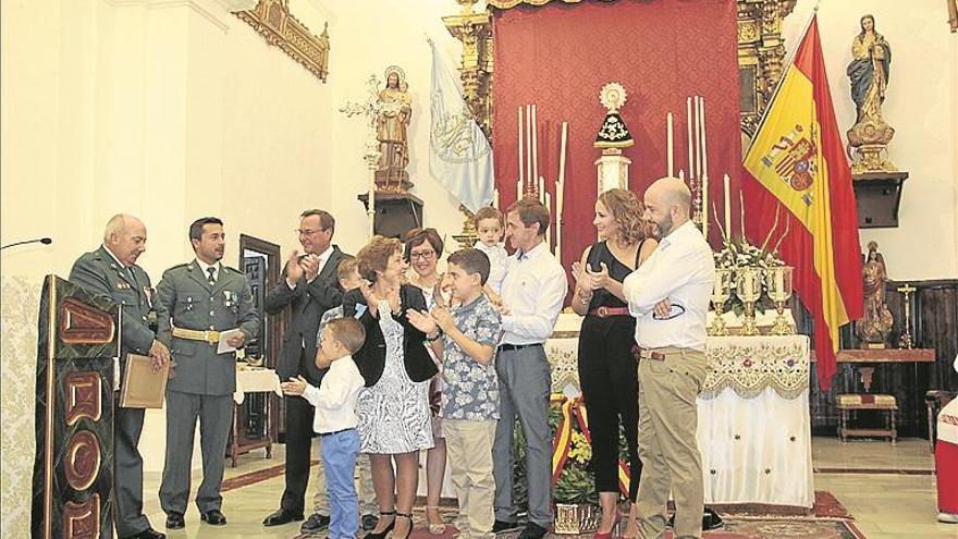 Villafranca homenajea a la Guardia Civil