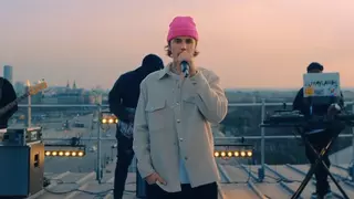 Justin Bieber publica nuevo disco tras cuatro años de silencio