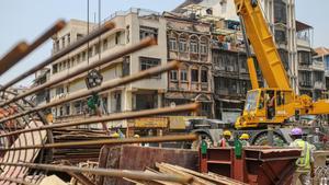 Bombay confía en el metro para aliviar el caos de sus calles