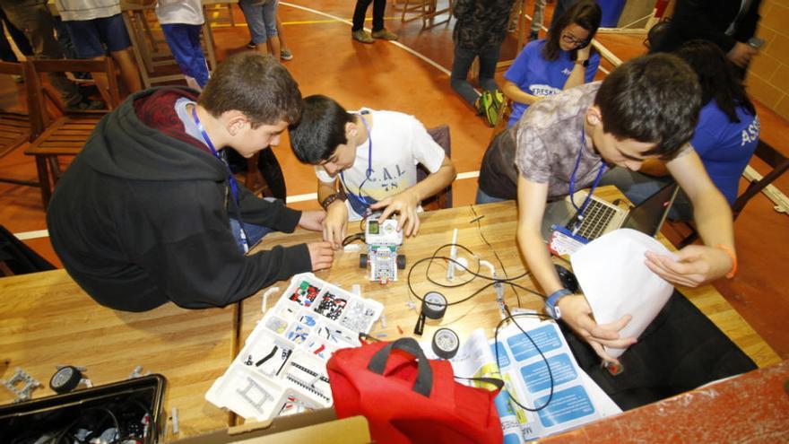 Competició Robòtica per escolars a Blanes