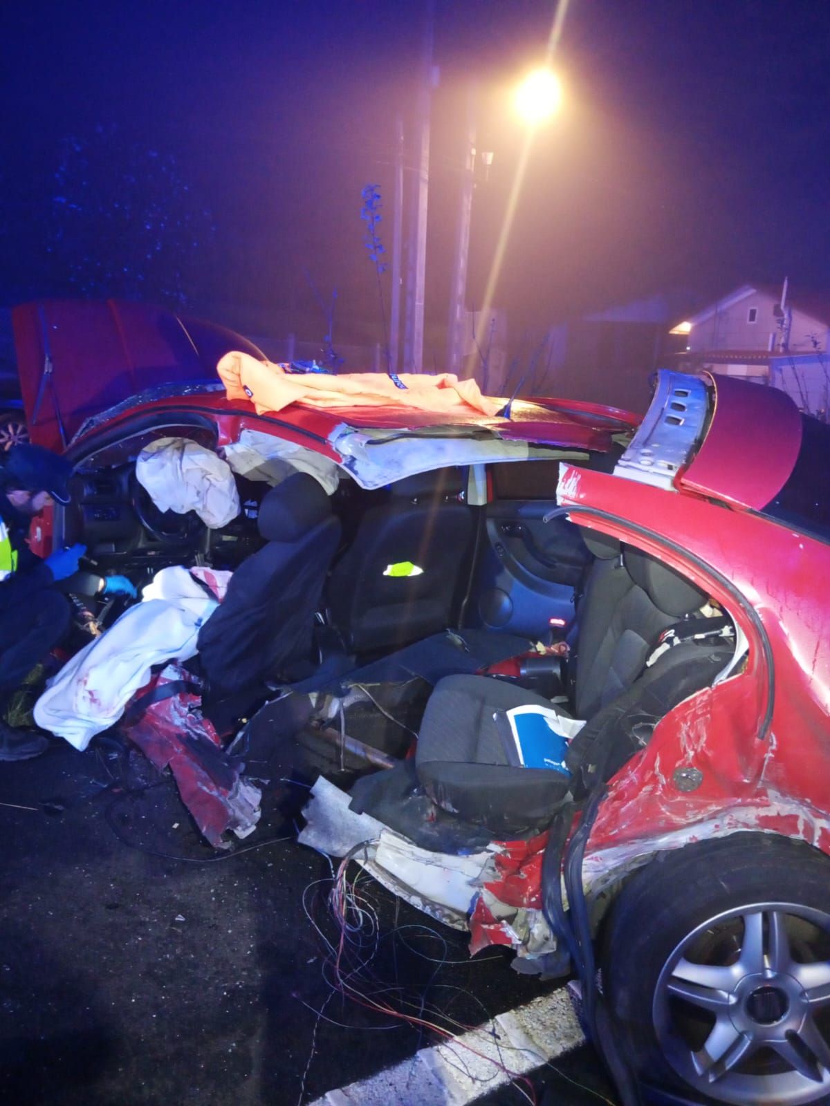Tres heridos en un brutal accidente en la carretera que une Ponteareas y Mondariz