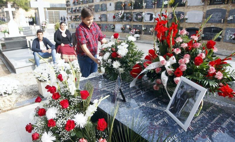 Día de Todos los Santos en el Cementerio de Zaragoza