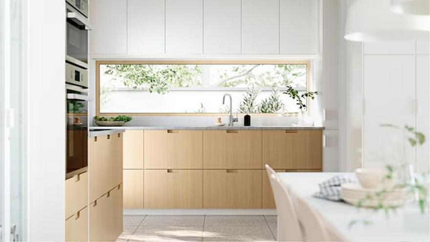 Renueva tu hogar este verano con decoración minimalista y sostenible