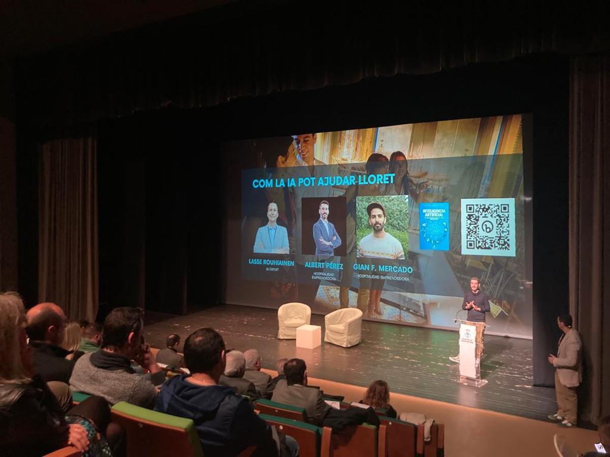 Jornada sobre la Web 3 i la intel·ligència artificial a Lloret de Mar.