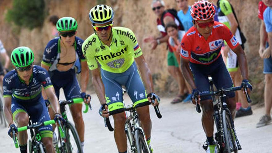 Contador, Chaves y  Quintana en la etapa de Llucena.