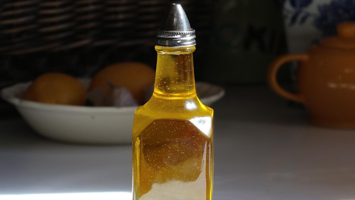 Alerta sanitaria ante la venta de aceite de oliva