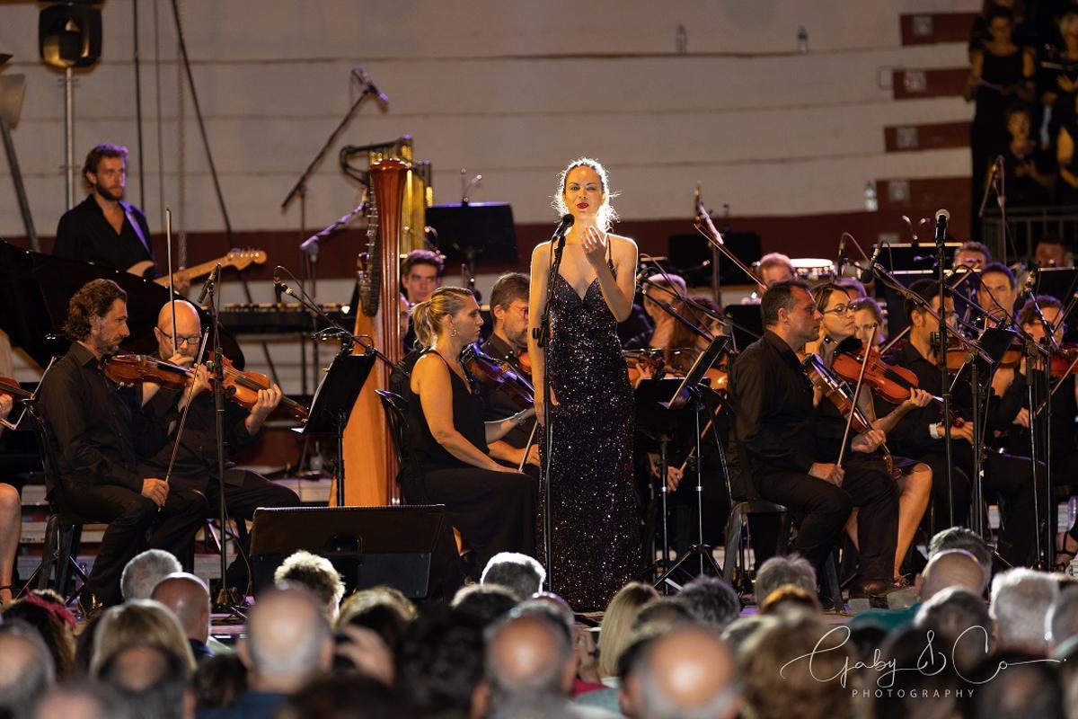 El concierto final cuenta siempre con cantantes solistas.