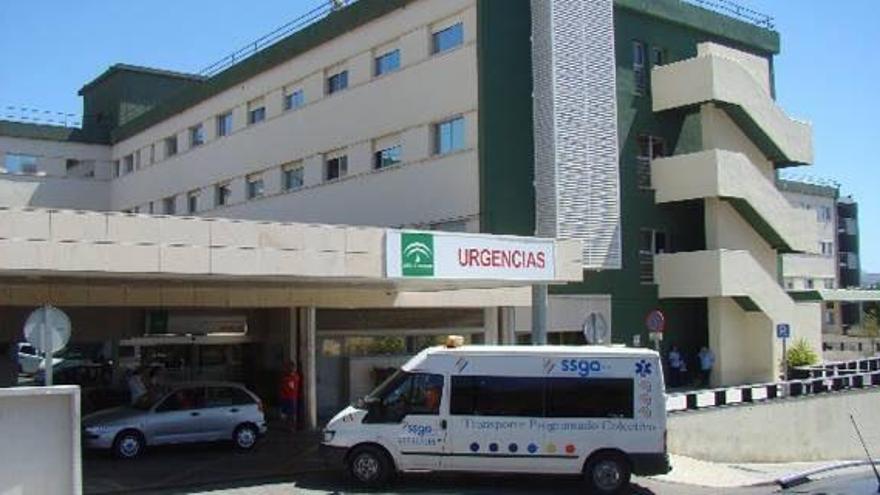 La mujer dio a luz en el Hospital de la Axarquía.