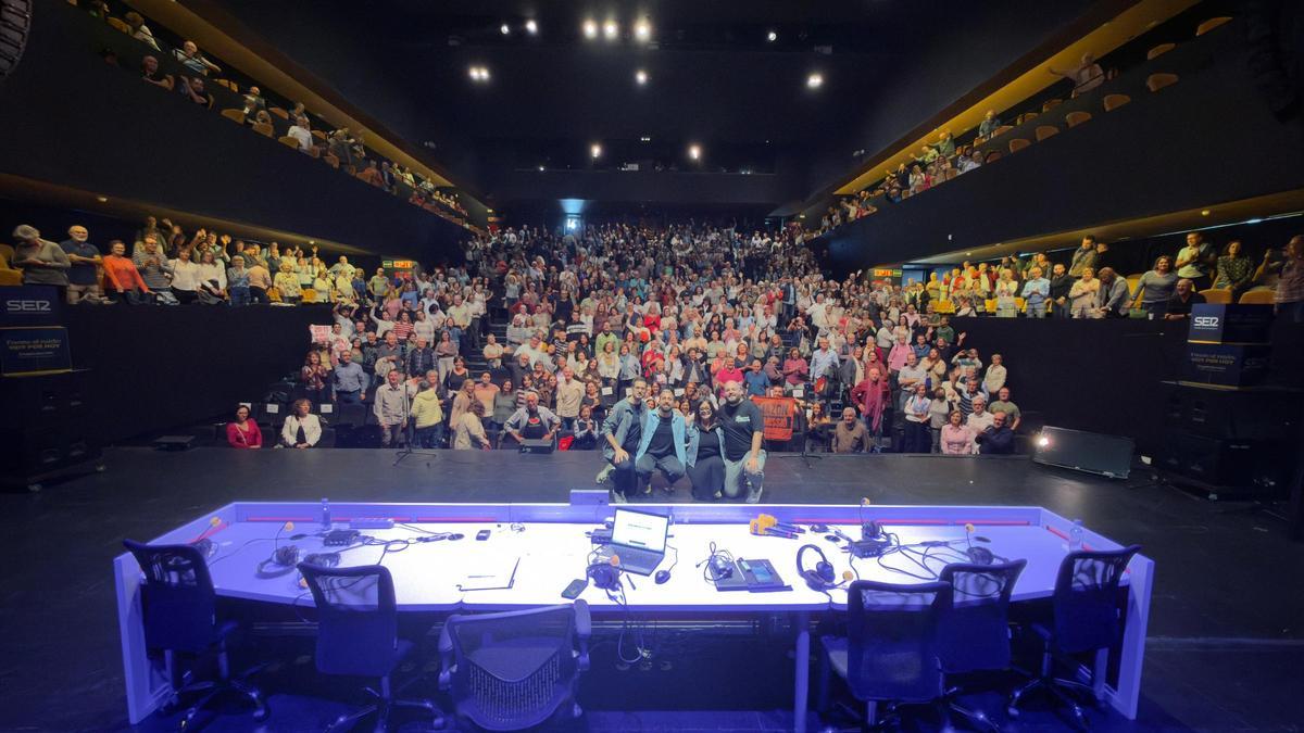 Barceló, en primer término, en La Rambleta.