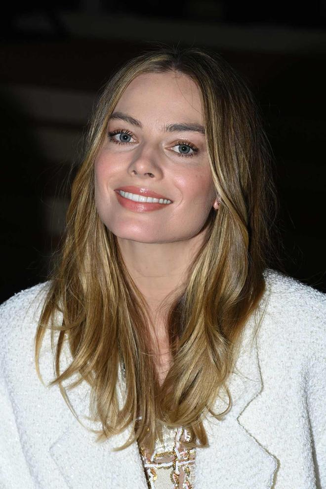 Margot Robbie, con corte de pelo mariposa