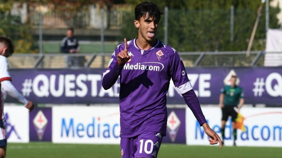 Tòfol Montiel, en un partido de pretemporada con la Fiorentina
