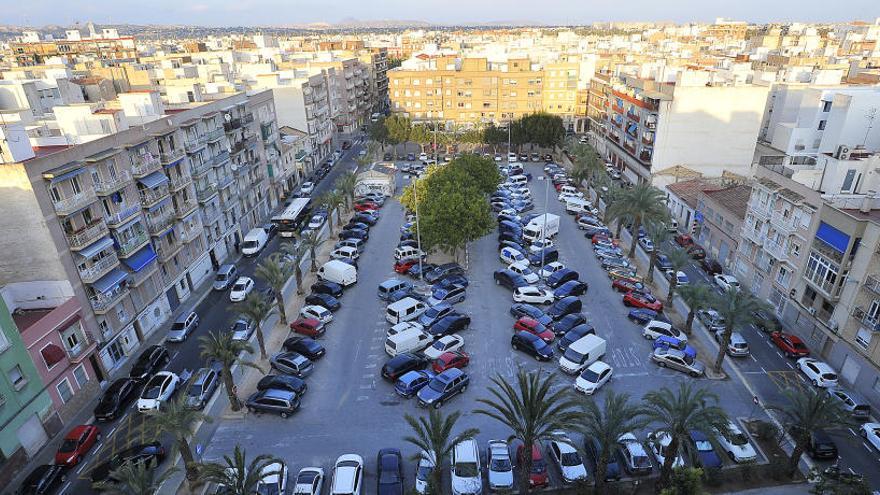 El ejecutivo local desoye a las patronales y no prescindirá de Carrús para el auditorio