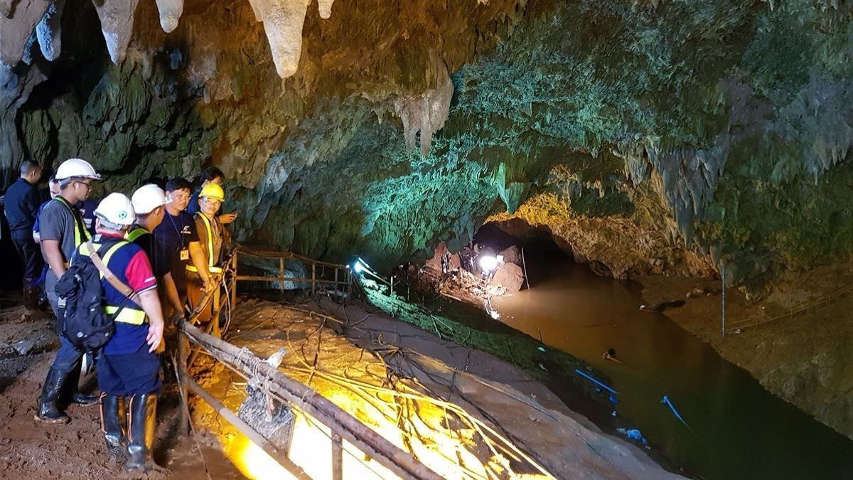 tailandia rescate niños en cueva