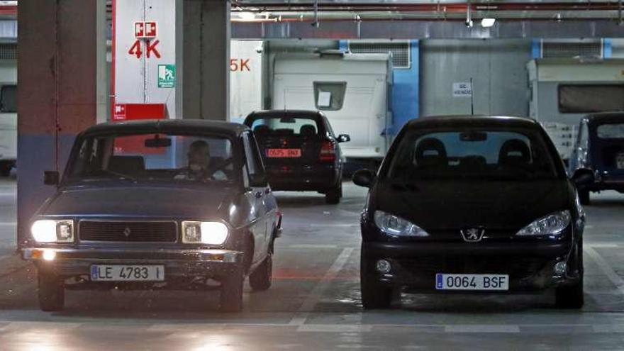 El parking ya se encuentra limpio y acondicionado. // Marta G. Brea