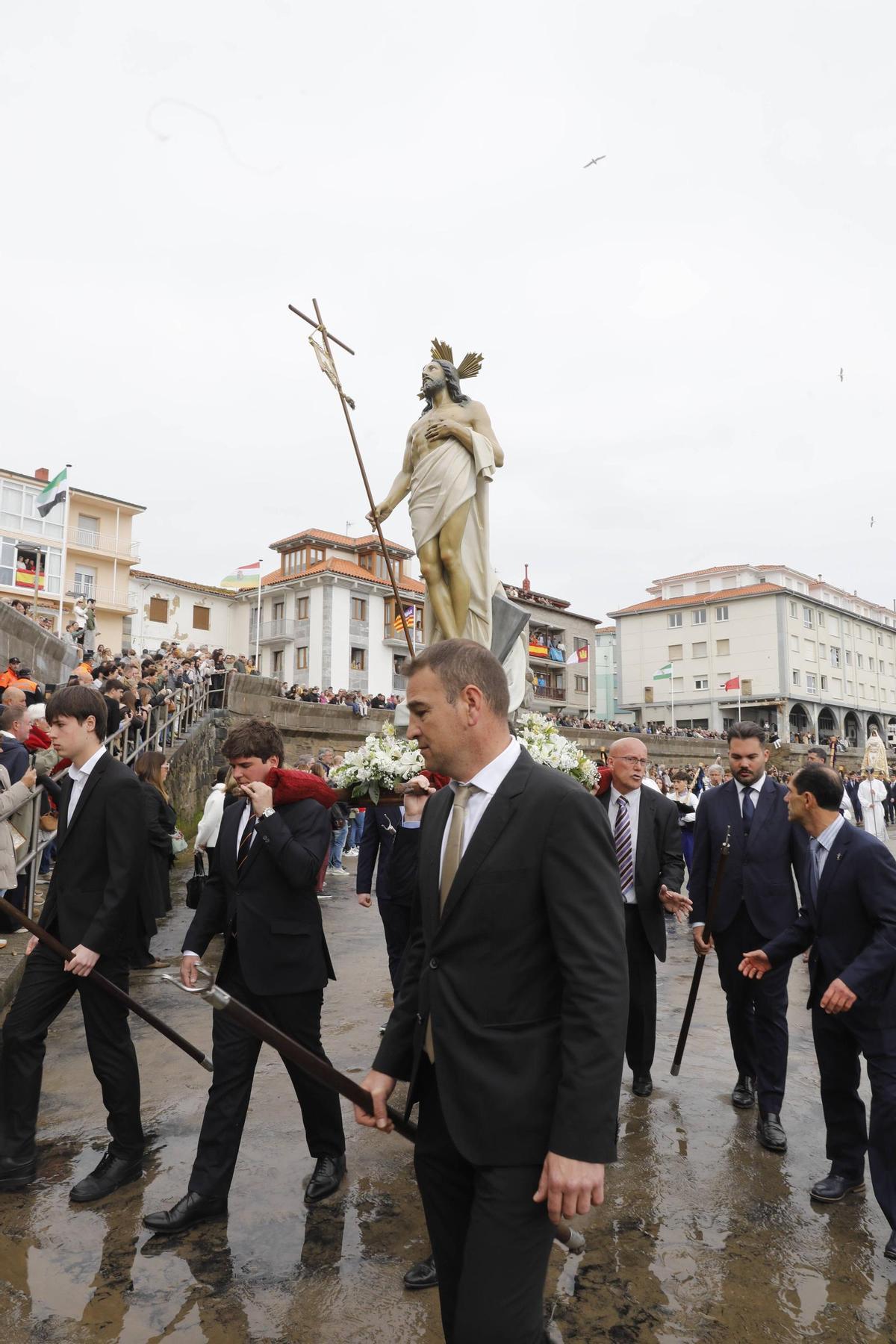 EN IMÁGENES: Félix Prieto se estrena como nuevo abanderado de La Venia de Luanco