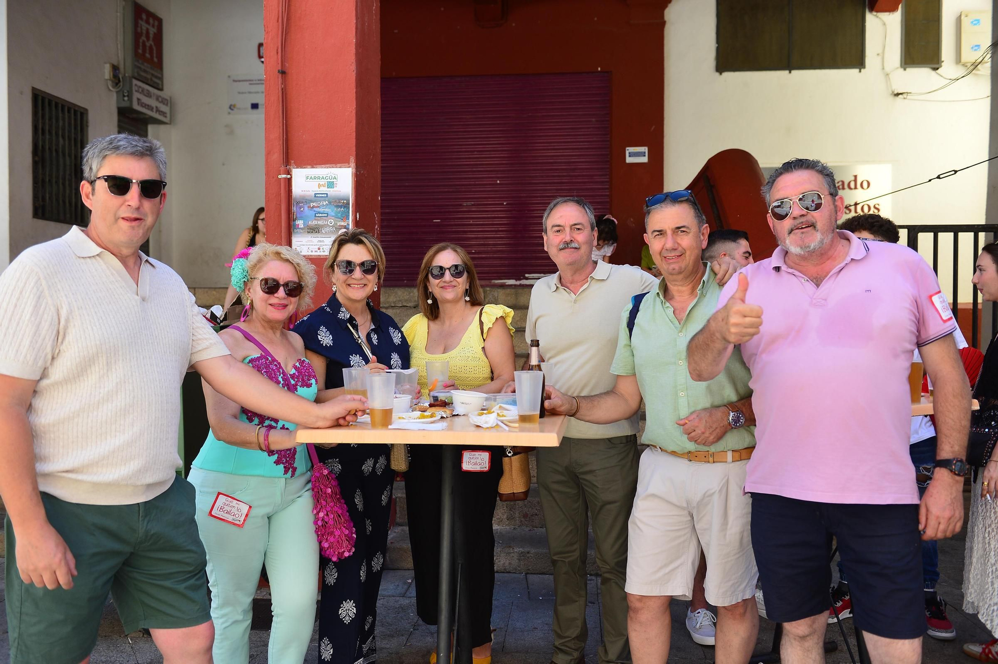 FOTOGALERÍA | Búscate en las cañas del sábado de feria en Plasencia