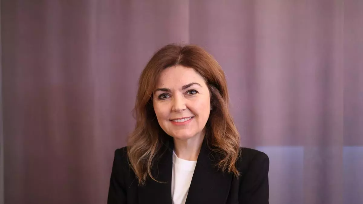 Lucía Martínez: “Ahora el viajero es más selectivo, autónomo y exigente con el servicio, el precio y la velocidad”
