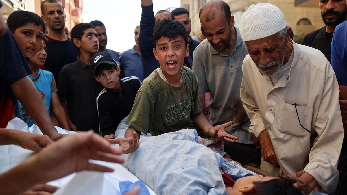 Israel asesina a seis niños que hacían cola por agua en Gaza