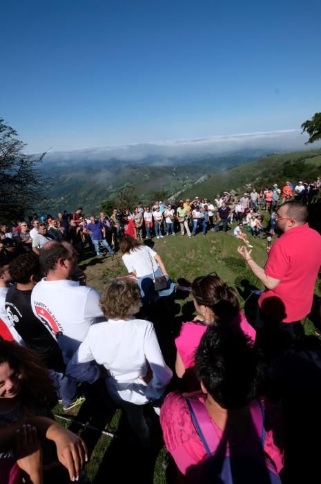 Homenaje a las víctimas del Pozo Funeres