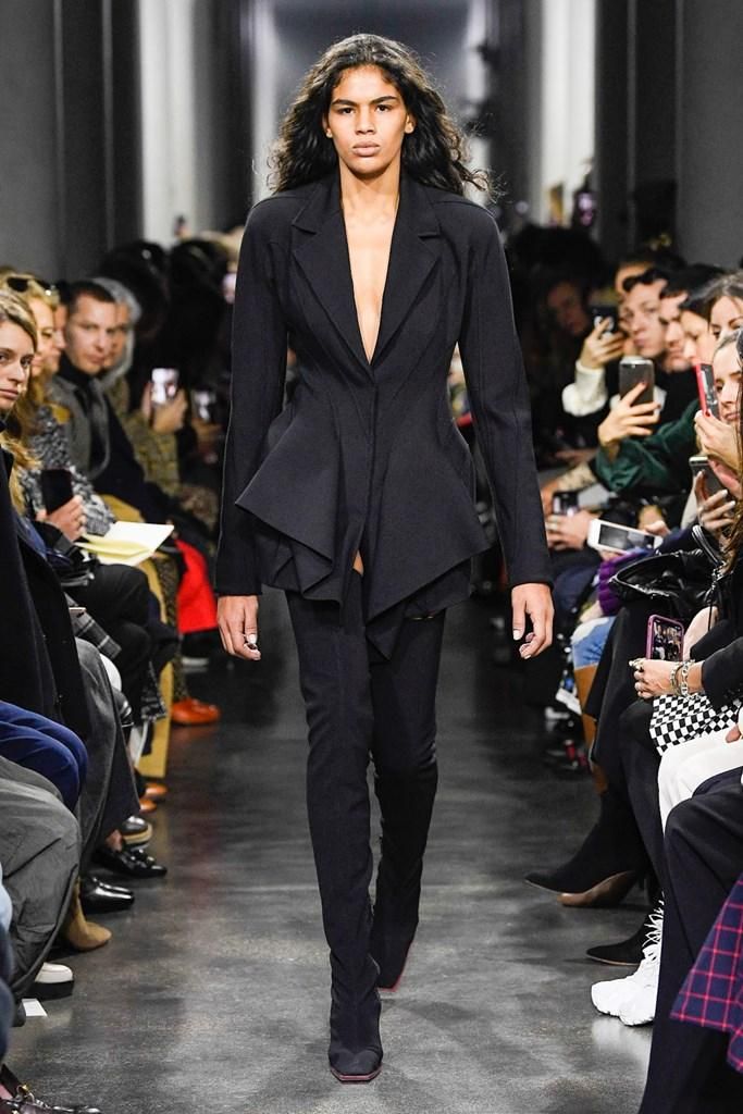 Mugler