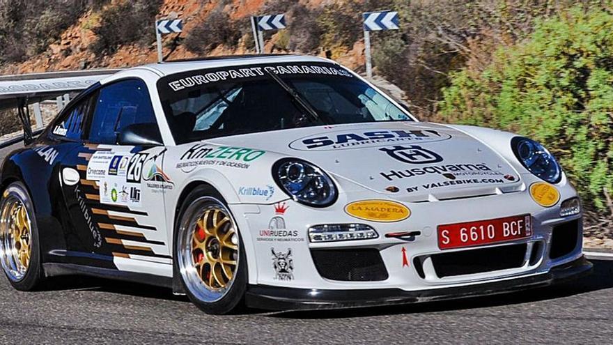 Iván Armas con el Porsche 911 GT3-Cup en el trazado de Fataga de 2021