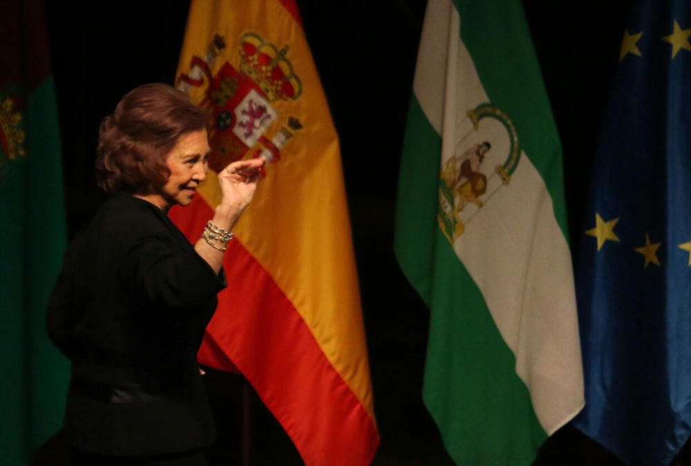 La reina emérita preside el acto inaugural del congreso nacional que alberga este fin de semana el Palacio de Congresos de Málaga