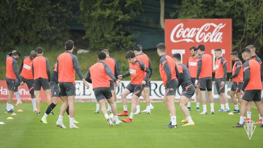 Djuka y Manu García ya se entrenan pensando en el Mirandés