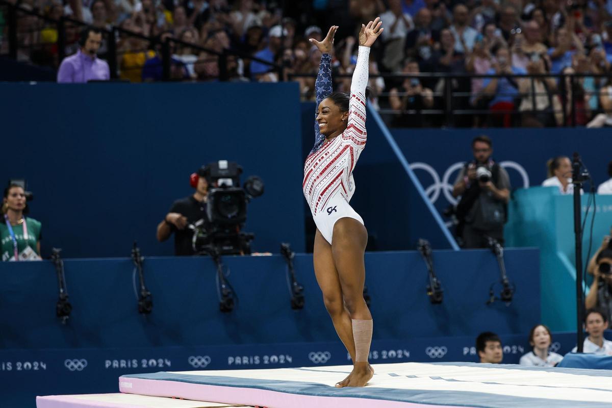 Simone Biles of United States competes in the vault event during women's team final of the Artistic Gymnastics on Bercy Arena during the Paris 2024 Olympics Games on July 30, 2024 in Paris, France. Simone Biles of United States competes in the vault event during women's team final of the Artistic Gymnastics on Bercy Arena during the Paris 2024 Olympics Games on July 30, 2024 in Paris, France.