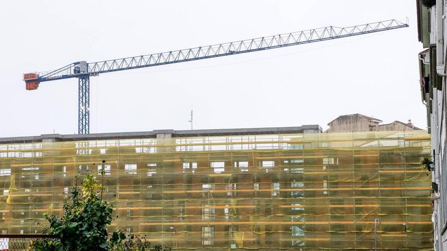 Frenazo de la construcción en Vilagarcía, con la mitad de expedientes que en 2025