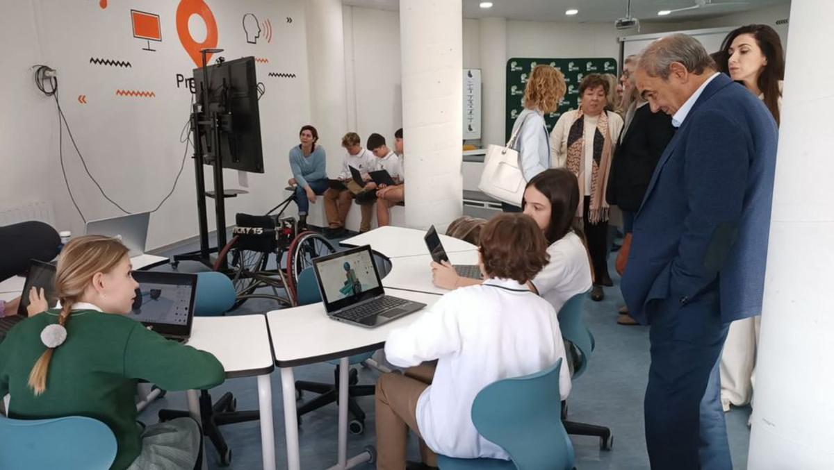 La cooperativa de enseñanza Los Olivos inaugura un aula de innovación pionera en la Región de Murcia