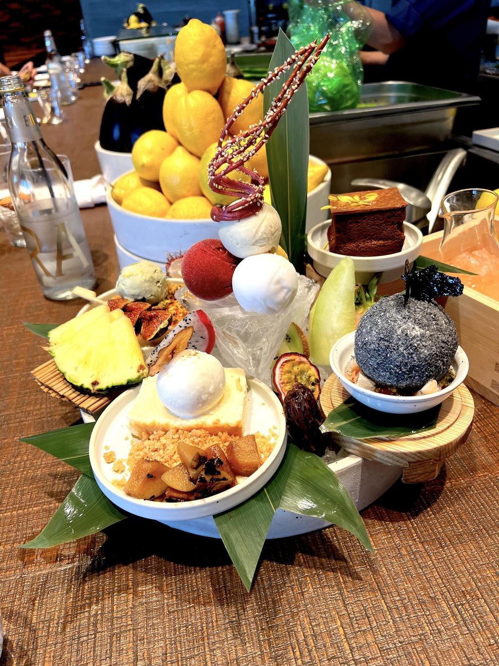 Postre 'selección del chef' de ROKA Dubái