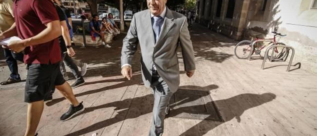 Un asesor de Hansa asume la declaración que inició el proceso a Ortiz y Galea