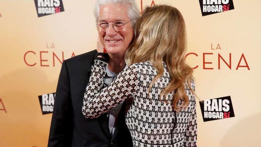 El actor estadounidense Richard Gere y su pareja, la coruñesa Alejandra Silva.