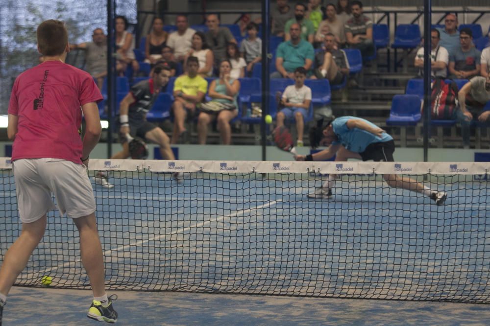 Se vivieron partidos muy intensos en las finales disputadas en Blupadel