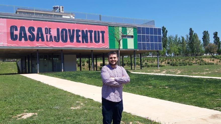 El edil de Juventud en el Parc Central.