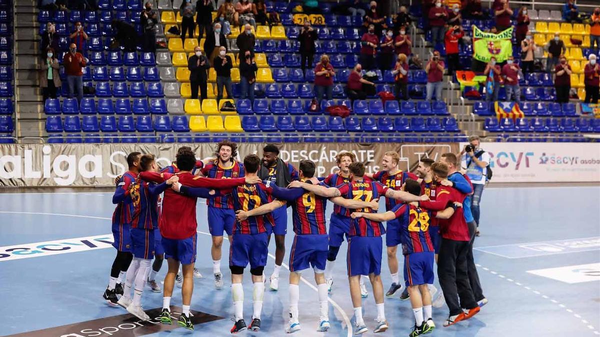 El Barça celebró el título liguero con la afición