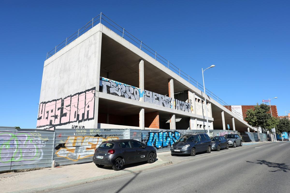 Edificio sobre el que se va a levantar el nuevo cuartel