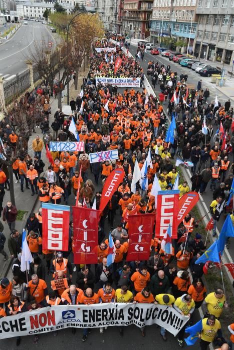 Manifestación en defensa del empleo en Alcoa