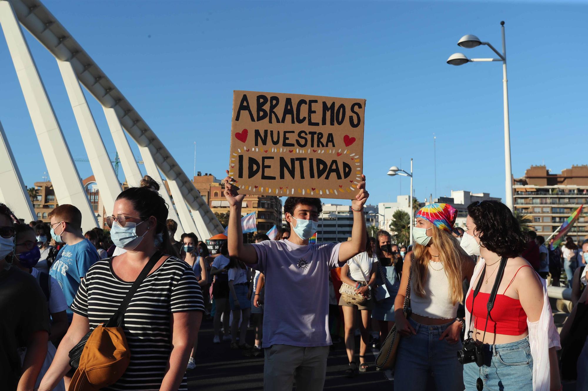 El dia del Orgullo LGTBI+ en València, fue una fiesta