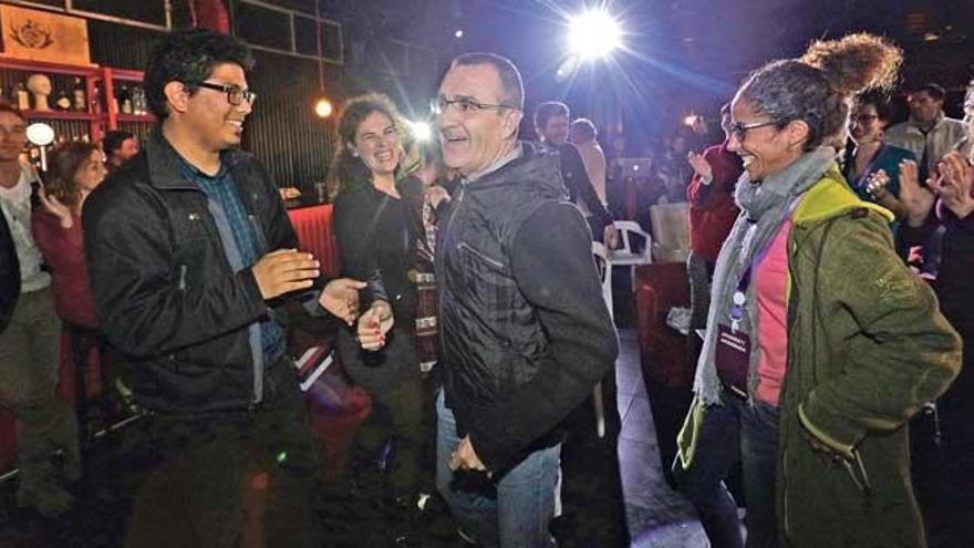 Juan Pedro Yllanes durante la celebración de los resultados electorales.