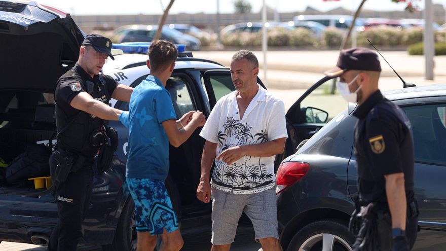 Crisis migratoria en Baleares: Agentes de Guardia Civil y Policía denuncian &quot;caos y falta de previsión&quot; en Ibiza y Formentera