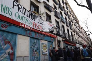 Suspenden por cuarta vez el desahucio de una vecina de la calle Argumosa, en Madrid