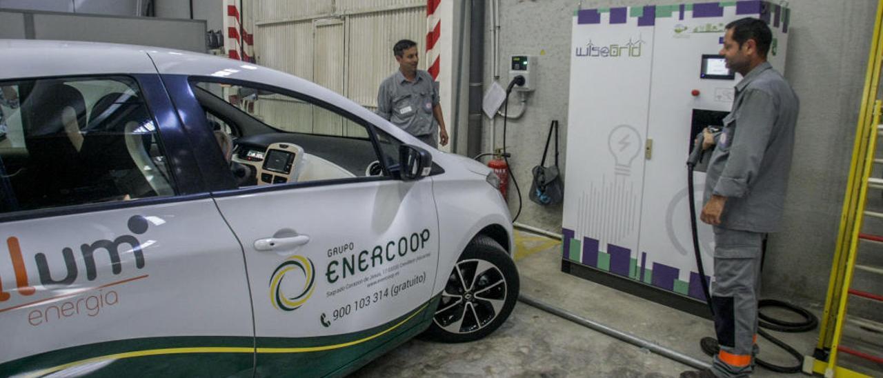 El cargador de vehículos eléctricos que investiga Enercoop.